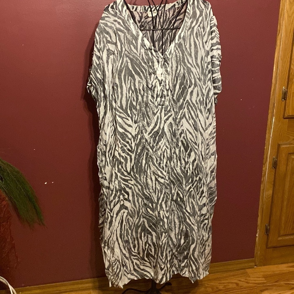 H&M swimsuit cover up🏖​​​